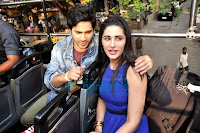 Nargis Fakhri & Varun promote 'Main Tera Hero' in an open bus