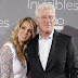 Richard Gere con su novia española en la alfombra roja