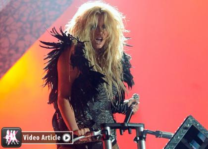 Kesha Blow Live Performance Billboard Music Awards 2011