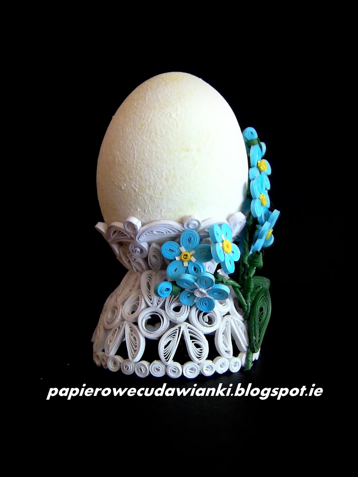 To co robię i co lubię Quillingjak zrobić podstawkę pod pisankę