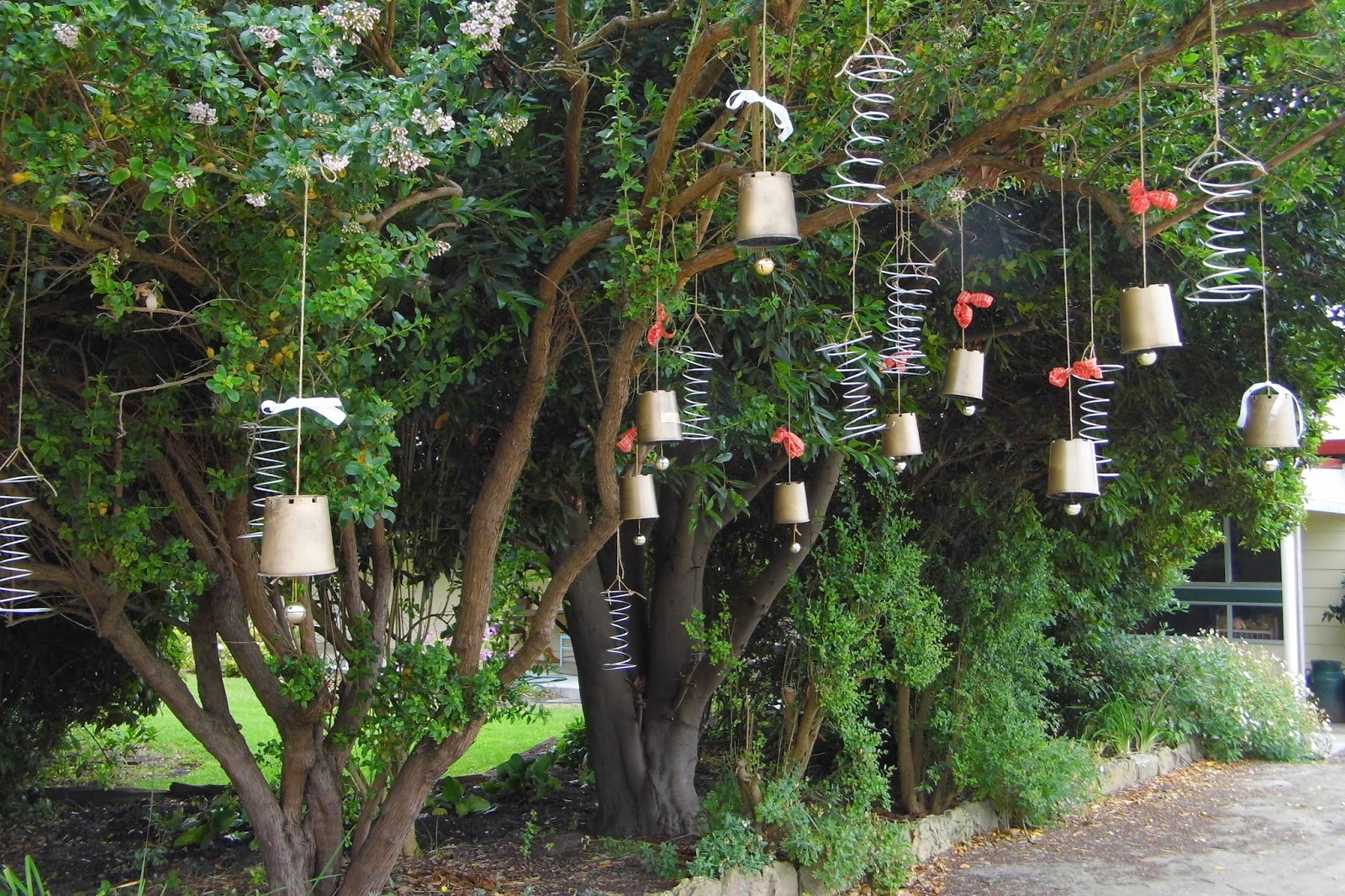 One Mother Hen Mums Christmas bells