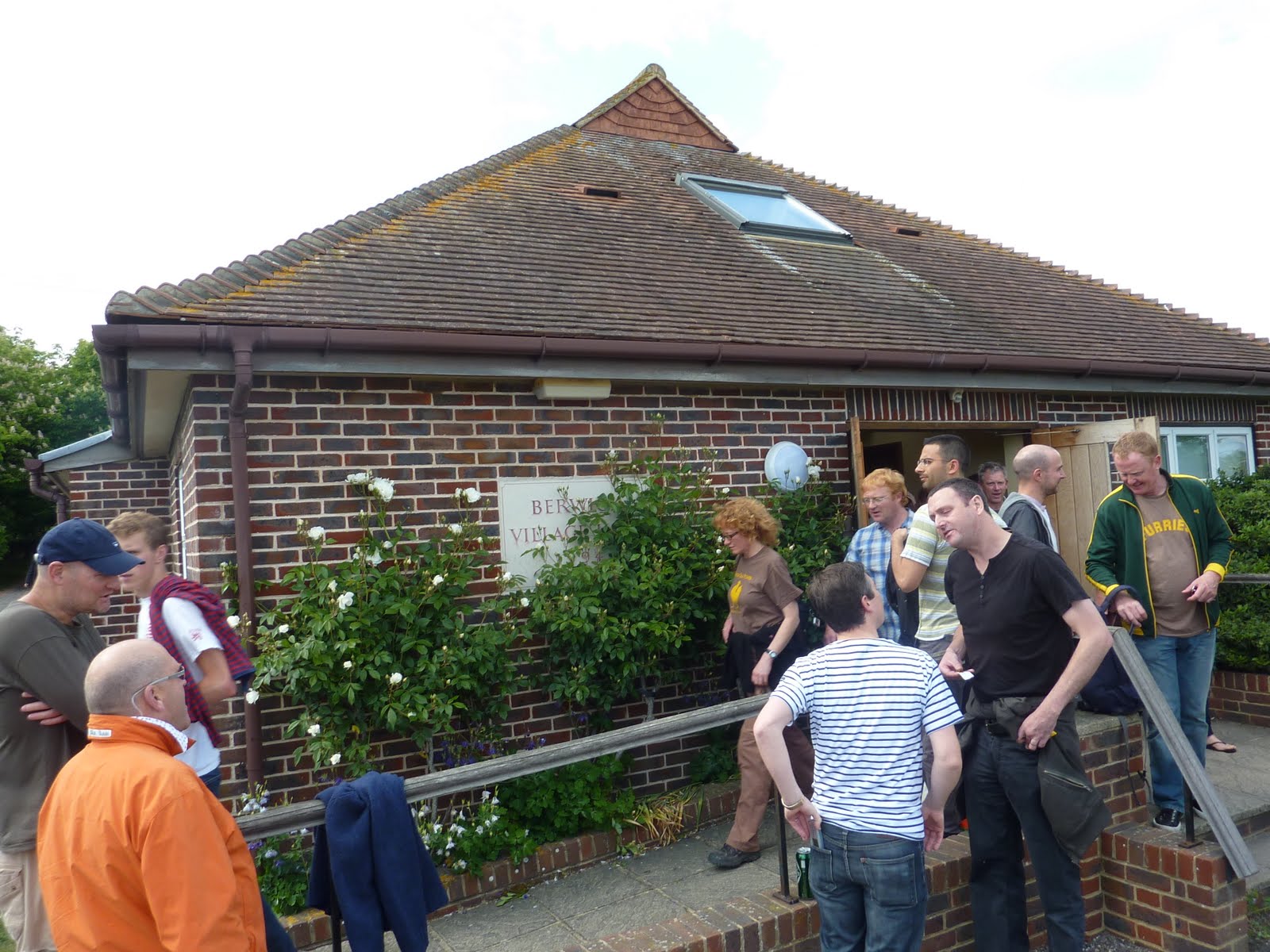 Living Is So Easy 275 British Sea Power, Berwick Village Hall, Sussex