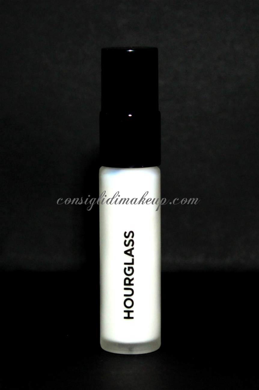 Review Veil Mineral Primer Hourglass