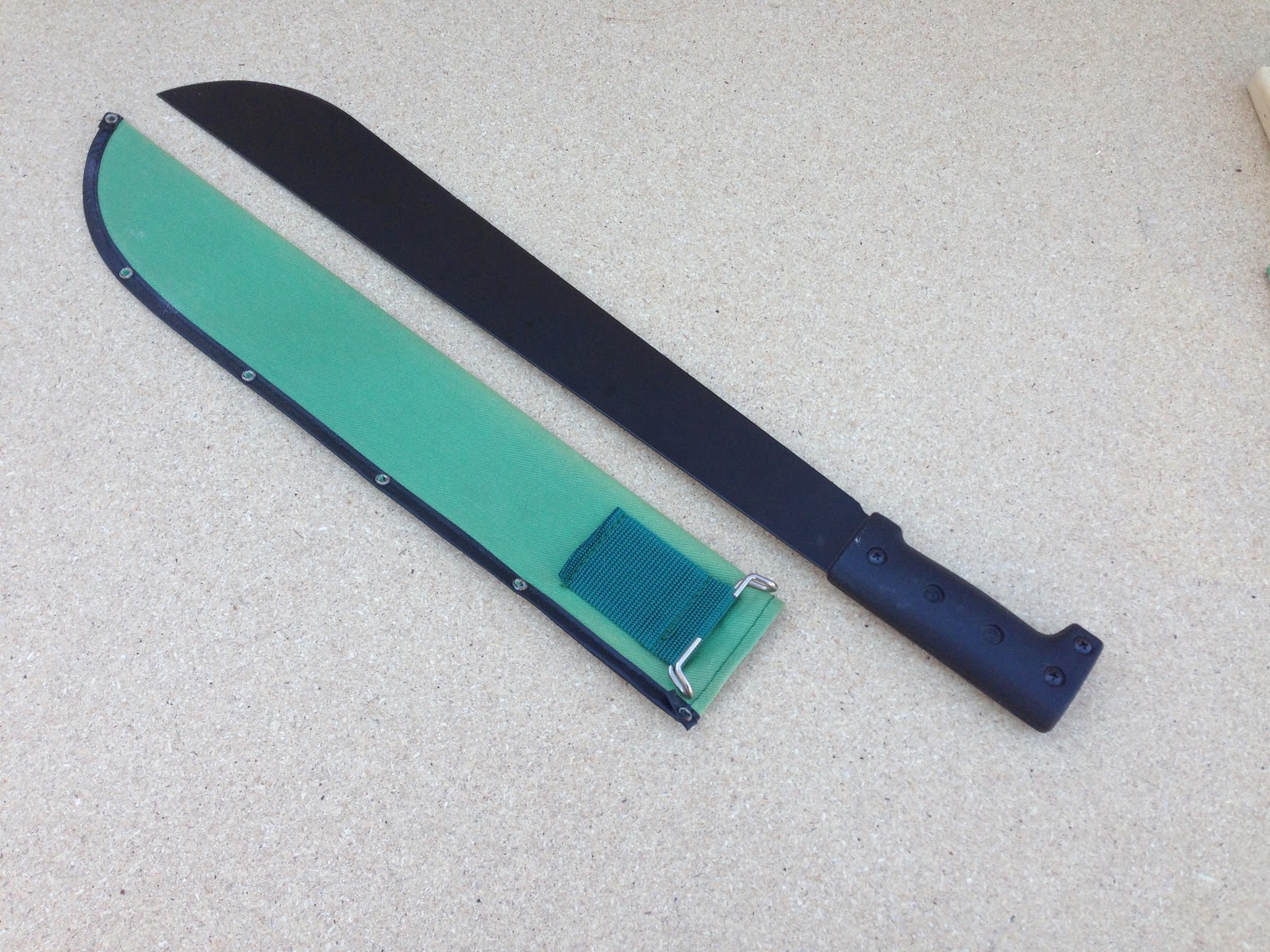 a Memphis Traveler DIY Machete Handle Upgrade