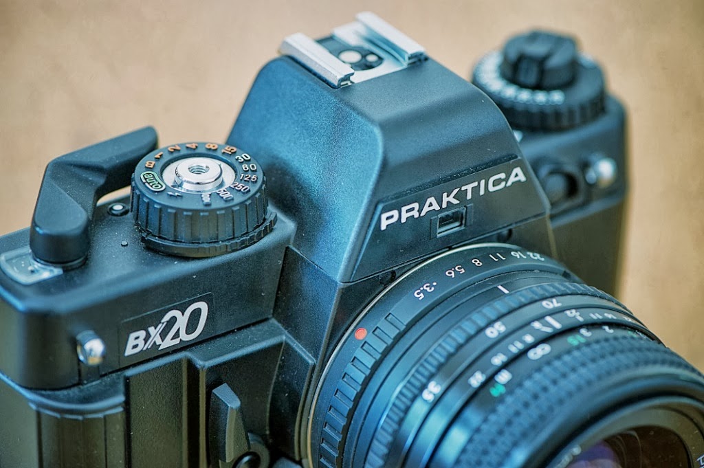 A geek and his camera: Praktica BX20