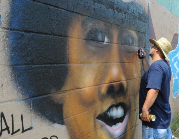 Graffiti+art+preserves+Michael+Jackson+legacy+in+Gary%252C+Indiana_01.jpg