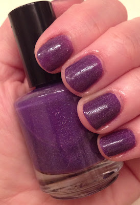 Lacquer Queen, Lacquer Queen nail polish, Lacquer Queen Color Changing Nail Polish Angel Baby, nails, nail polish, nail lacquer, nail varnish, #ManiMonday, Mani Monday, manicure