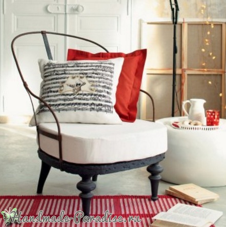 Вышивка сонаты на подушке