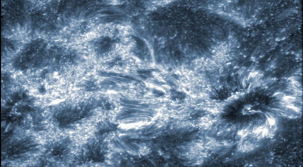 Area Misterius di Matahari Berhasil Diabadikan Area Misterius di Matahari Berhasil Diabadikan