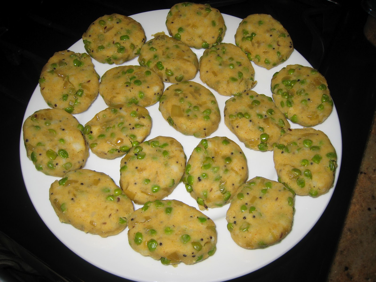 The Garlic Press Indianspiced Pea and Potato Cutlets