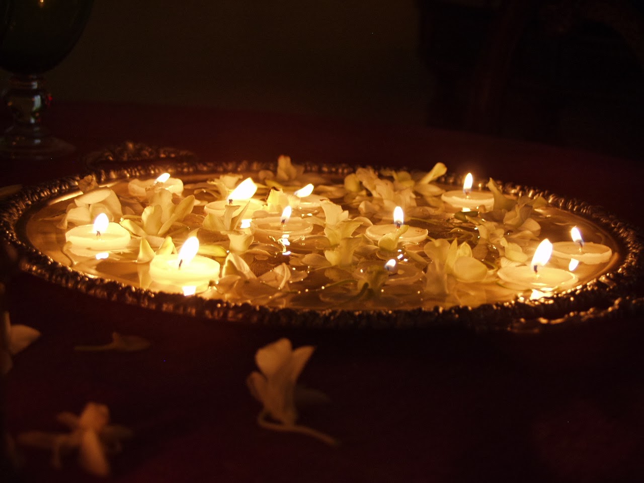 Get Diwali Floating Candles Ideas & Wallpapers for Your Home Diwali