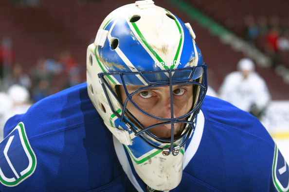 New Roberto Luongo Mask Uses Stolen CCSLC Concept – SportsLogos.Net News