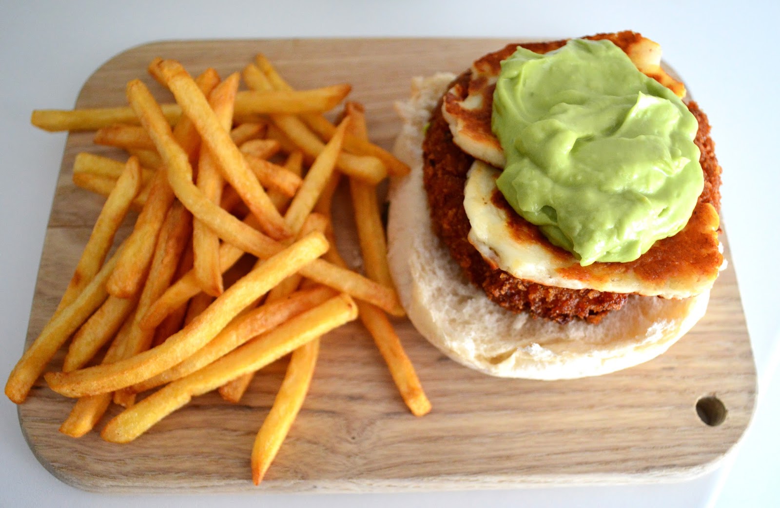 Sal's Kitchen Tomato & Oregano Rice Burgers with Crispy Halloumi