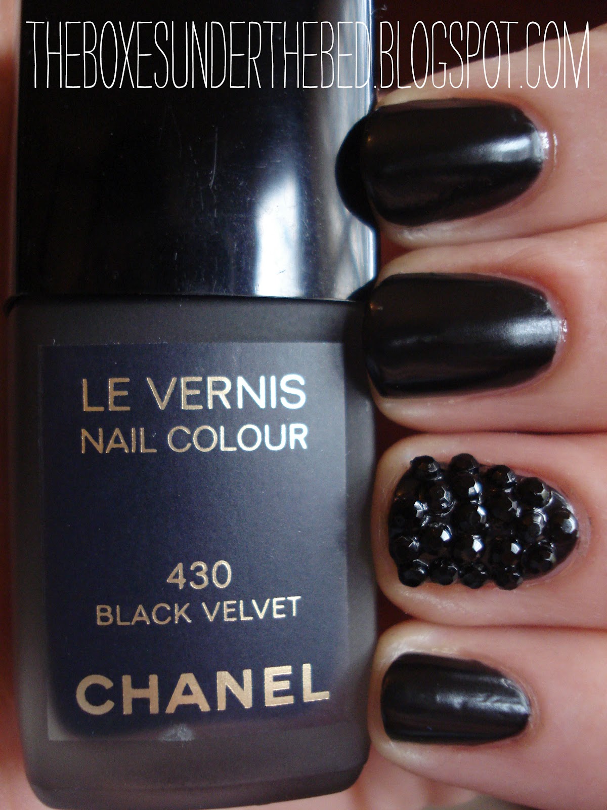 The boxes under the bed: Chanel Black Velvet and Chanel Illusion D'Or  Swatches and review