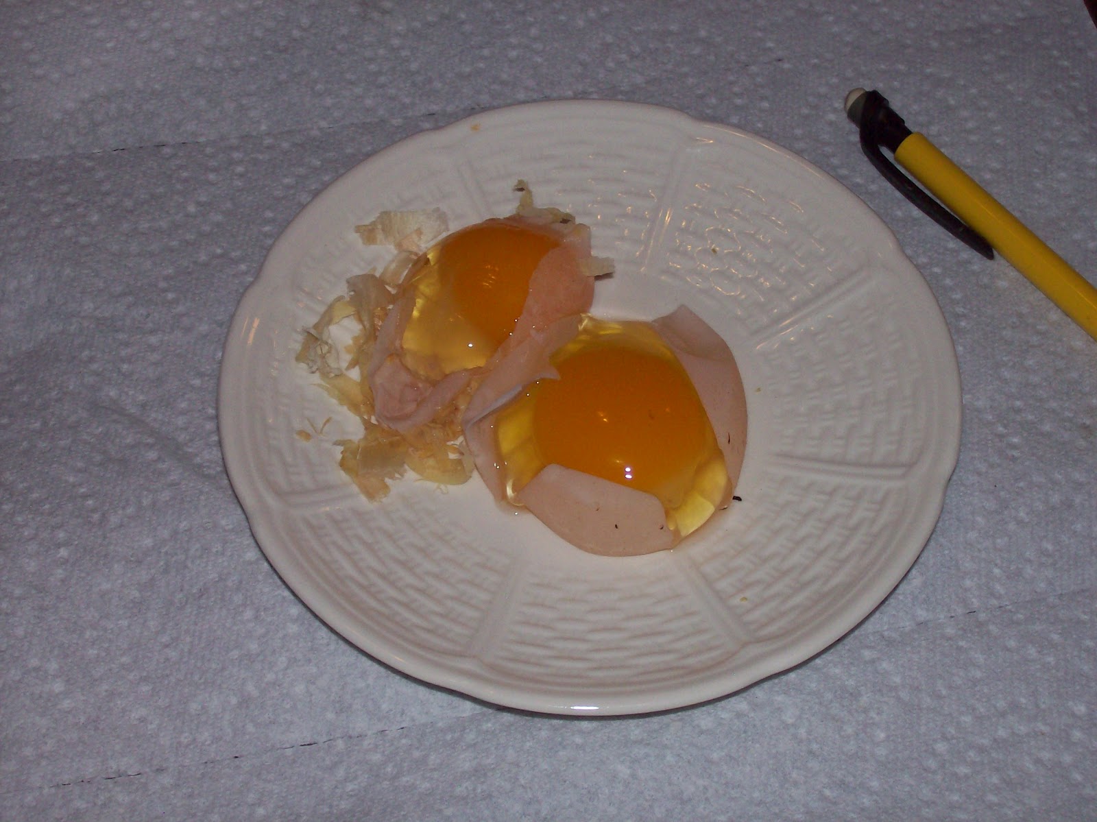 My Chicken And Egg Journal: Chicken Eggs, Double Yolks And Eggs With No Shells