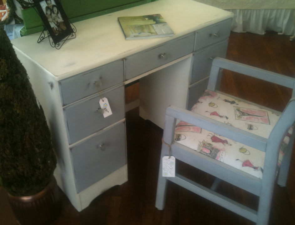 Faux Get Me Nots Victoria Tx 361 237 4729 Old Desk Done In