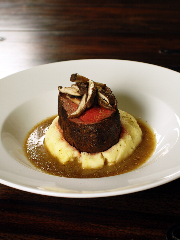 37 Cooks PorciniRubbed Beef Tenderloin with Mushroom Sauce and Dill