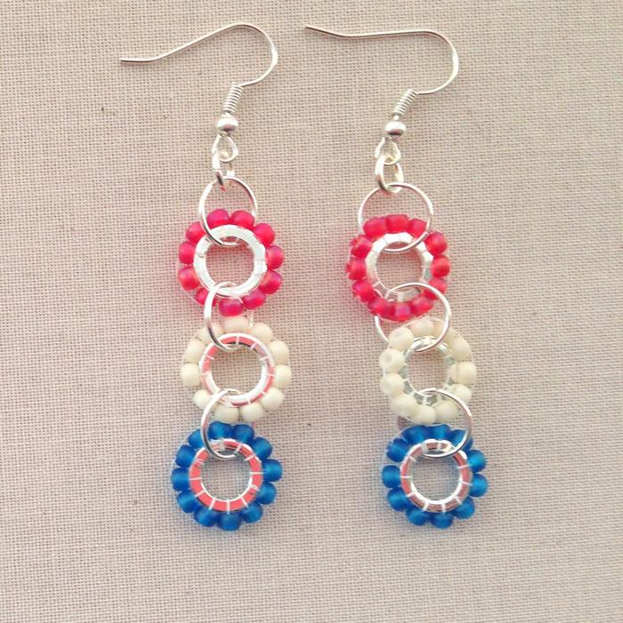 Brick stitch beaded wheels - in New England Patriots colors