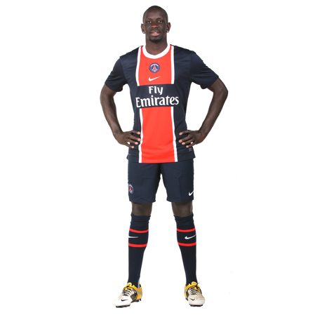 2.bp.blogspot.com/-ZlnPdZbmcy8/Tg44uyDoY_I/AAAAAAAAAIA/YXtSIseY21w/s1600/PSG-domicile-2011-2012-Sakho.jpg