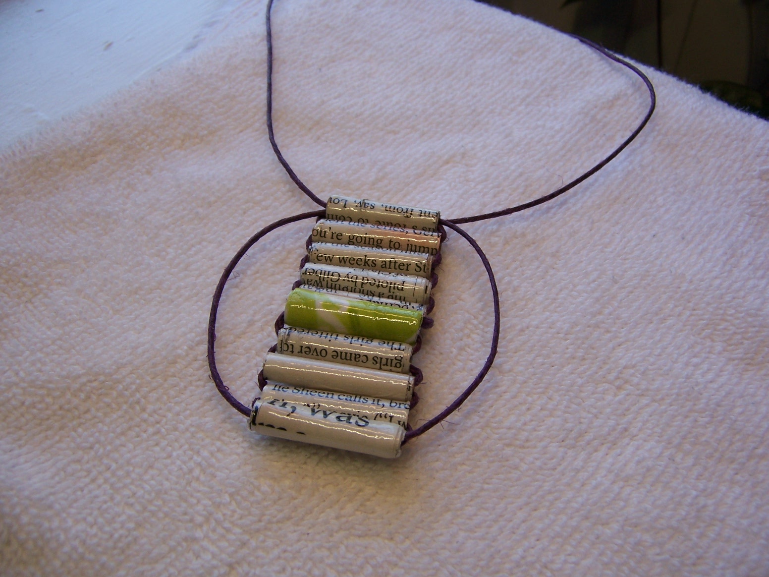 annemadethis Tube Bead Bracelet Tutorial