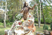 http://2.bp.blogspot.com/-ZoTDWrccd1E/Ue-gcHkmhSI/AAAAAAAABco/xWT8bTLsPB4/s640/path_78356.jpg