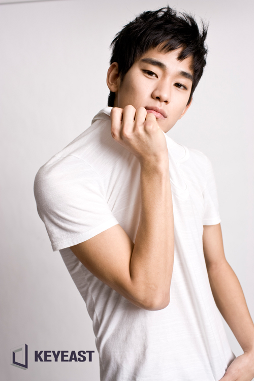 Ephi ^^ Evie: [Photo] Kim Soo Hyun di KeyEast part 1