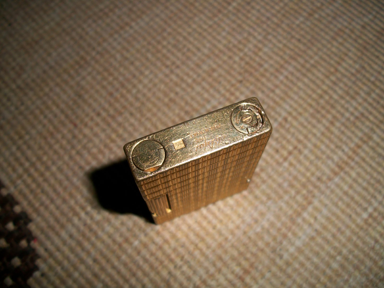 collectible items Vintage used St Dupont Lighter (Gold color)