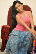 Ishika Singh Latest Glamorous Photos-thumbnail-12