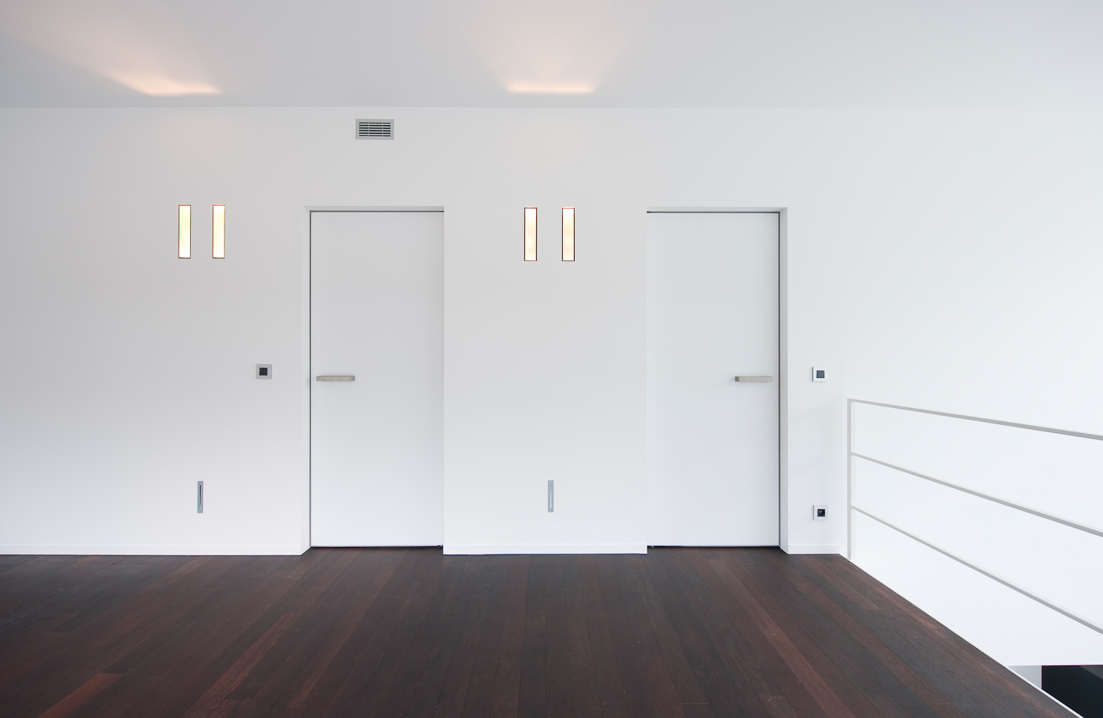 Modern interior doors without a visible frame ANYWAY doors Modern