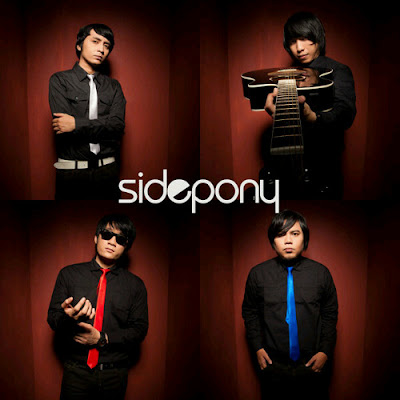 Foto Sidepony Foto Sidepony
