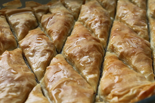 Baklava with vanilla syrup (Baklawa بقلاوة  )