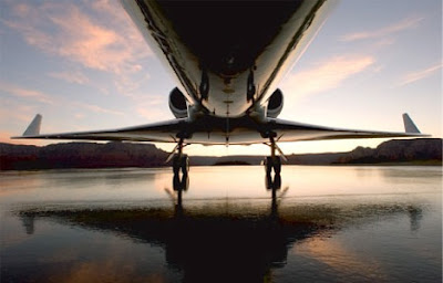 netjets venture berkshire china forms jet demand luxury inc operator buffett warren brk hathaway owned form business