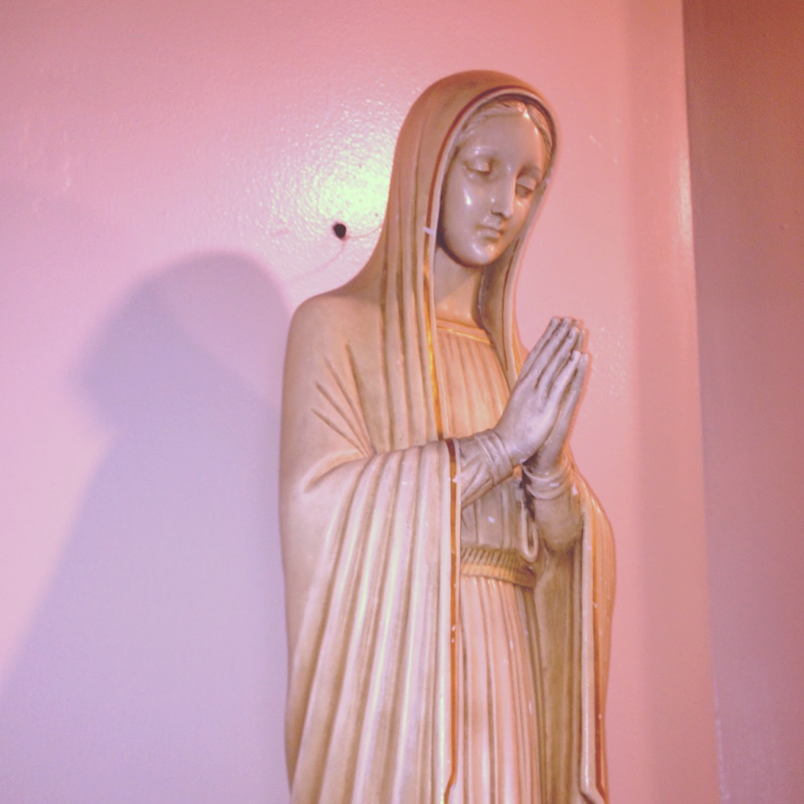 ELLEN ARAS palm to palm is holy palmers' kiss.