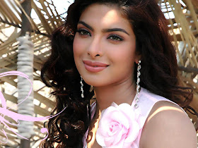 daftar artis india tercantik, artis bollywood terseksi, foto-foto artis india, gambar wanita cantik India