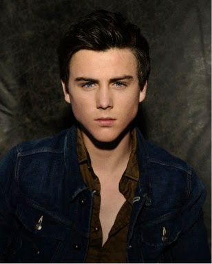 Natalie Wright Model