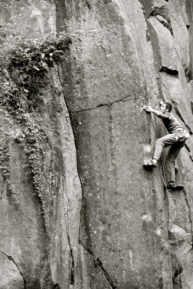 Der Mit Den Grossen Haenden Dezember 2012