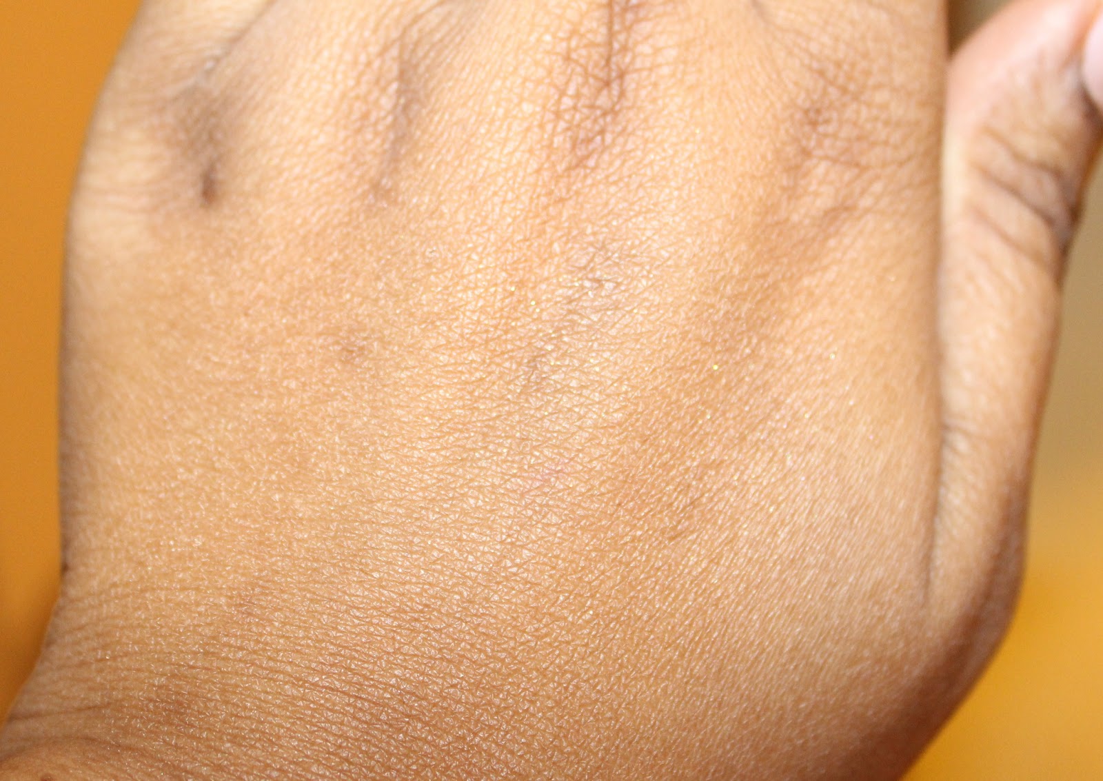 Hard Candy Glamazon Glow All The Way Face & Body Luminizer, Bronze 318