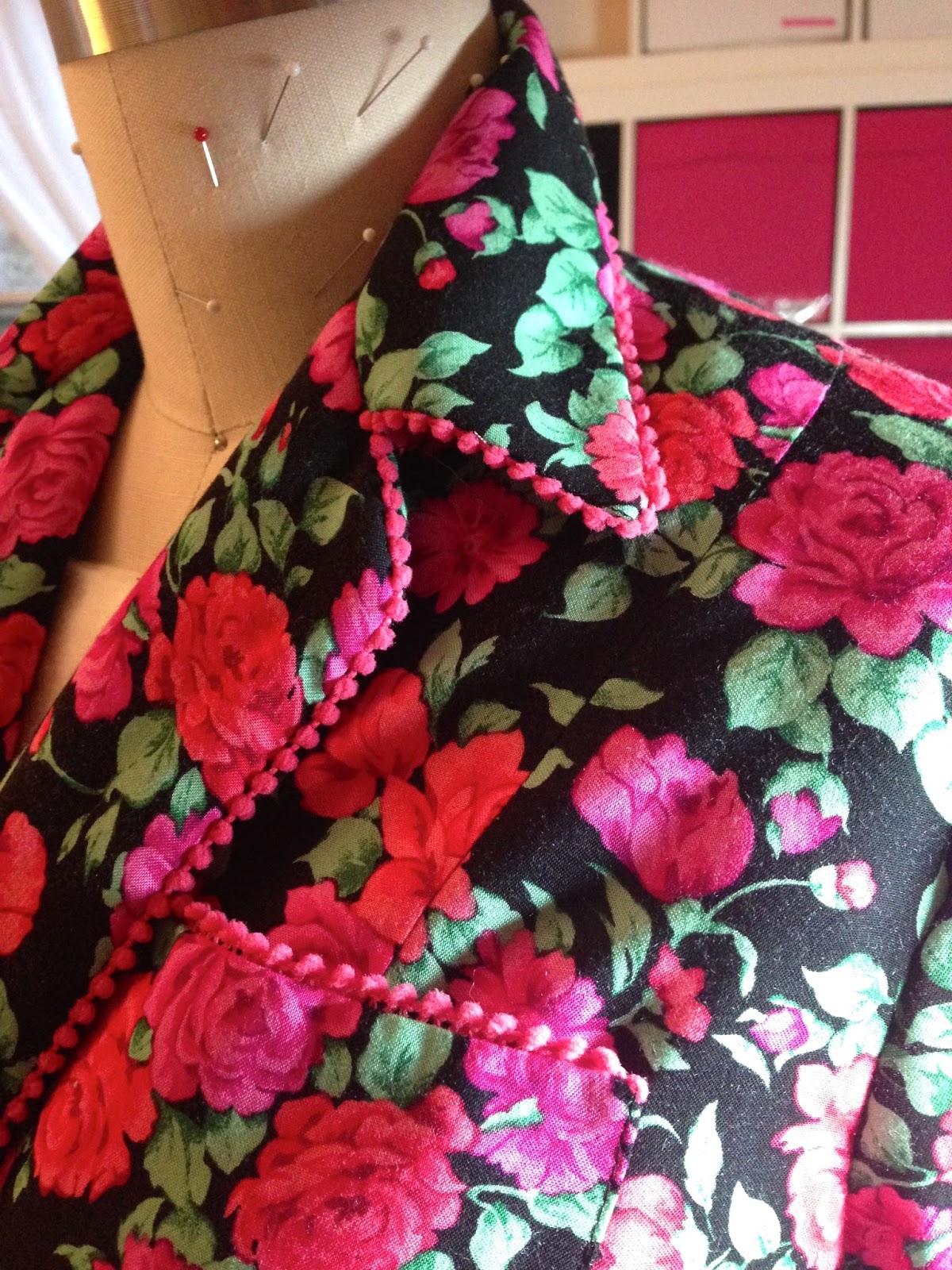 Gertie's New Blog for Better Sewing: Tutorial: Using Pom Pom Trim