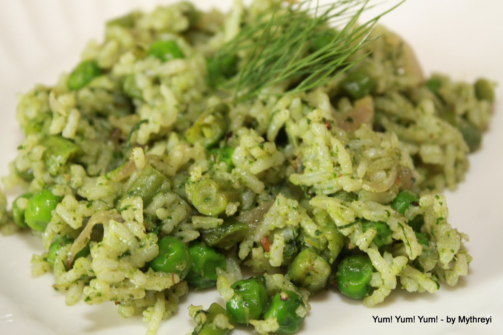 Yum! Yum! Yum! Dill Flavored Spinach Rice aka 'Green Rice'