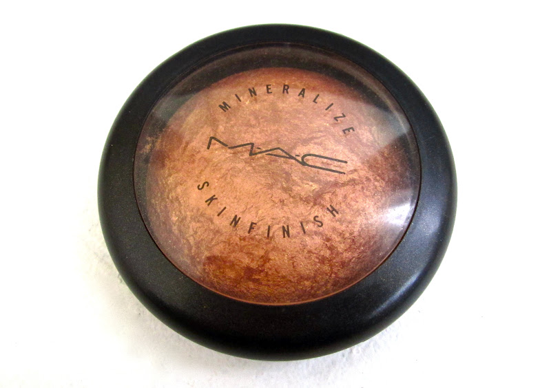 MAC Mineralize Skinfinish Gold Deposit Couture Girl