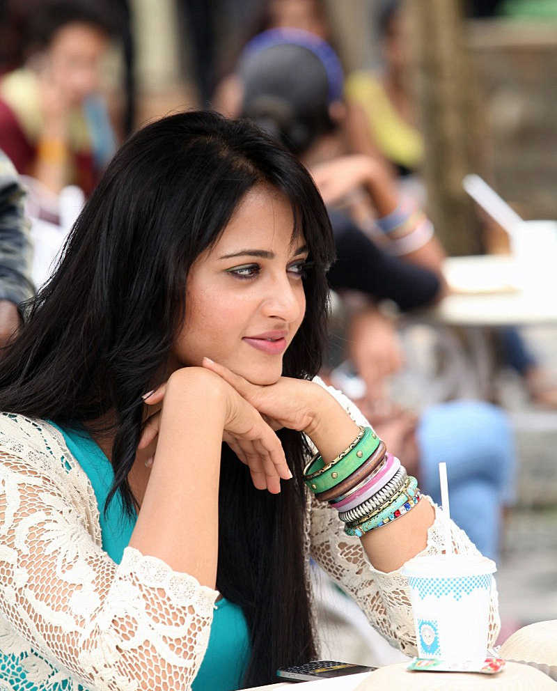 Anushka Shetty South Actress Beautiful Stills