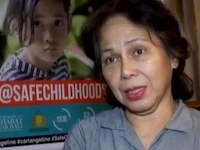Ibu angkat Angeline Di tetapkan sebagai Tersangka Pembunuh Angeline Bocah 8 tahun Ibu angkat Angeline Di tetapkan sebagai Tersangka Pembunuh Angeline Bocah 8 tahun