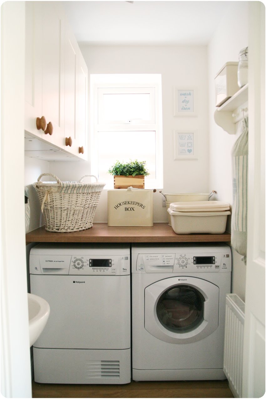Countrykitty: my teeny tiny laundry room