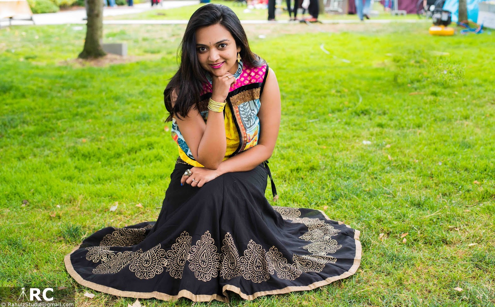 Long skirts for women, Kahini Kreative collection, Indo western looks, Seattle fashion blogger, Ananya in a skirt, printed ethnic vest with black skirt