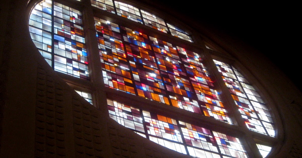 VersaillesDailyPhoto blog Les vitraux de Sainte Jeanne d'Arc