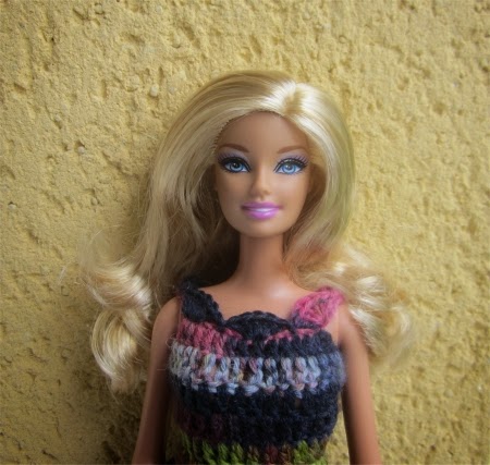 femme poupee barbie