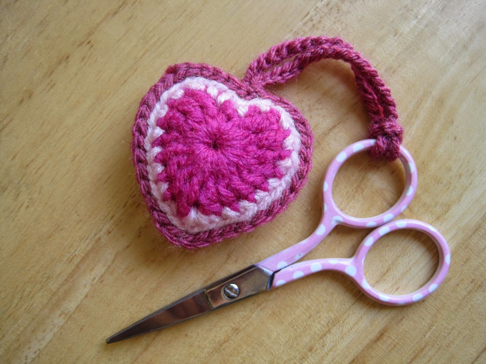 Tina's Allsorts Scissor keeper, pin cushion & pin box