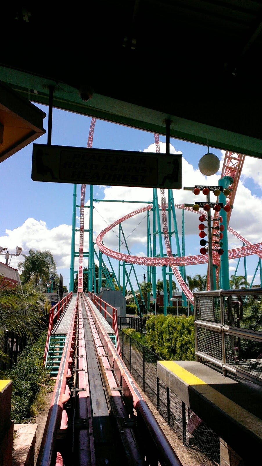 Physics Class Trip at Knott's Berry Farm Phil's America Exchange Year