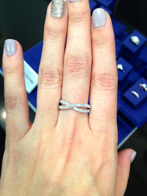 What Fingers Can Wear What Rings What Fingers Can Wear What Rings