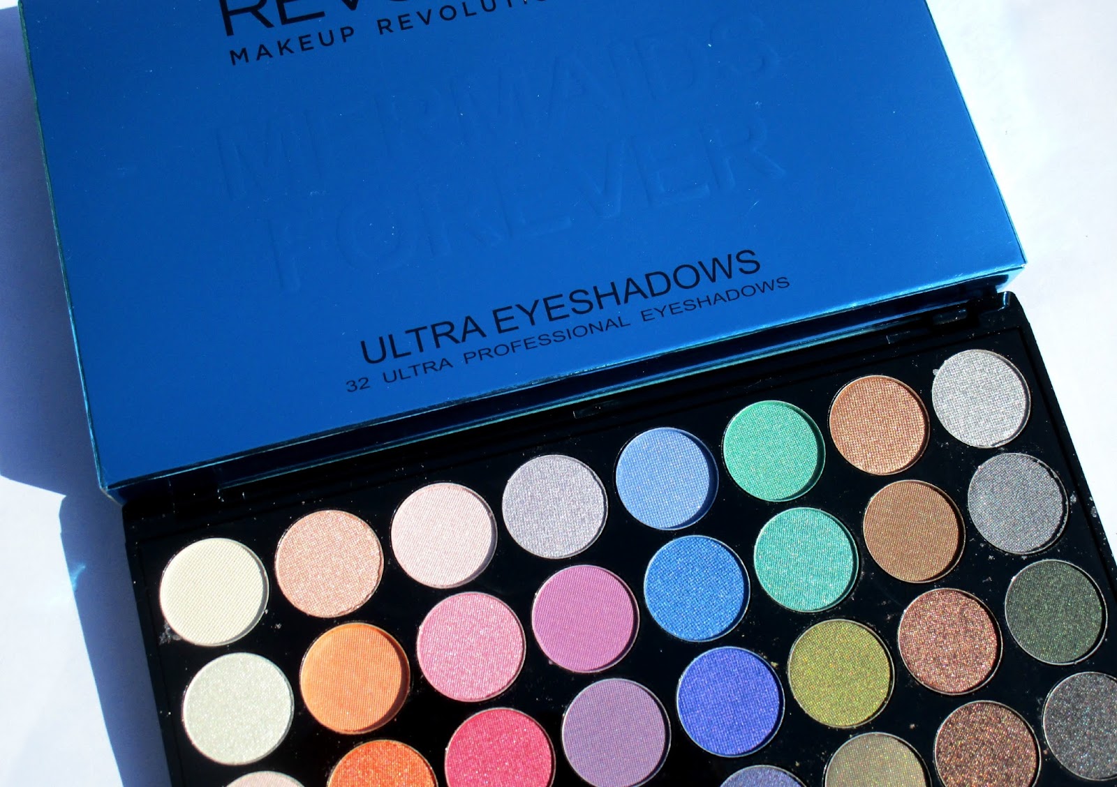 HaySparkle Makeup Revolution 'Mermaids Forever' Eyeshadow Palette Review ♥